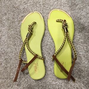 Mossimo sandals—nwot